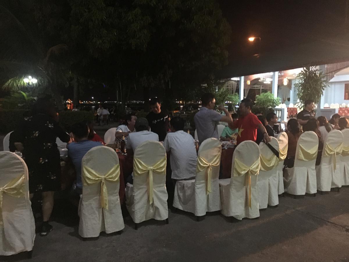 Mekong Hotel Thakhek Ngoại thất bức ảnh