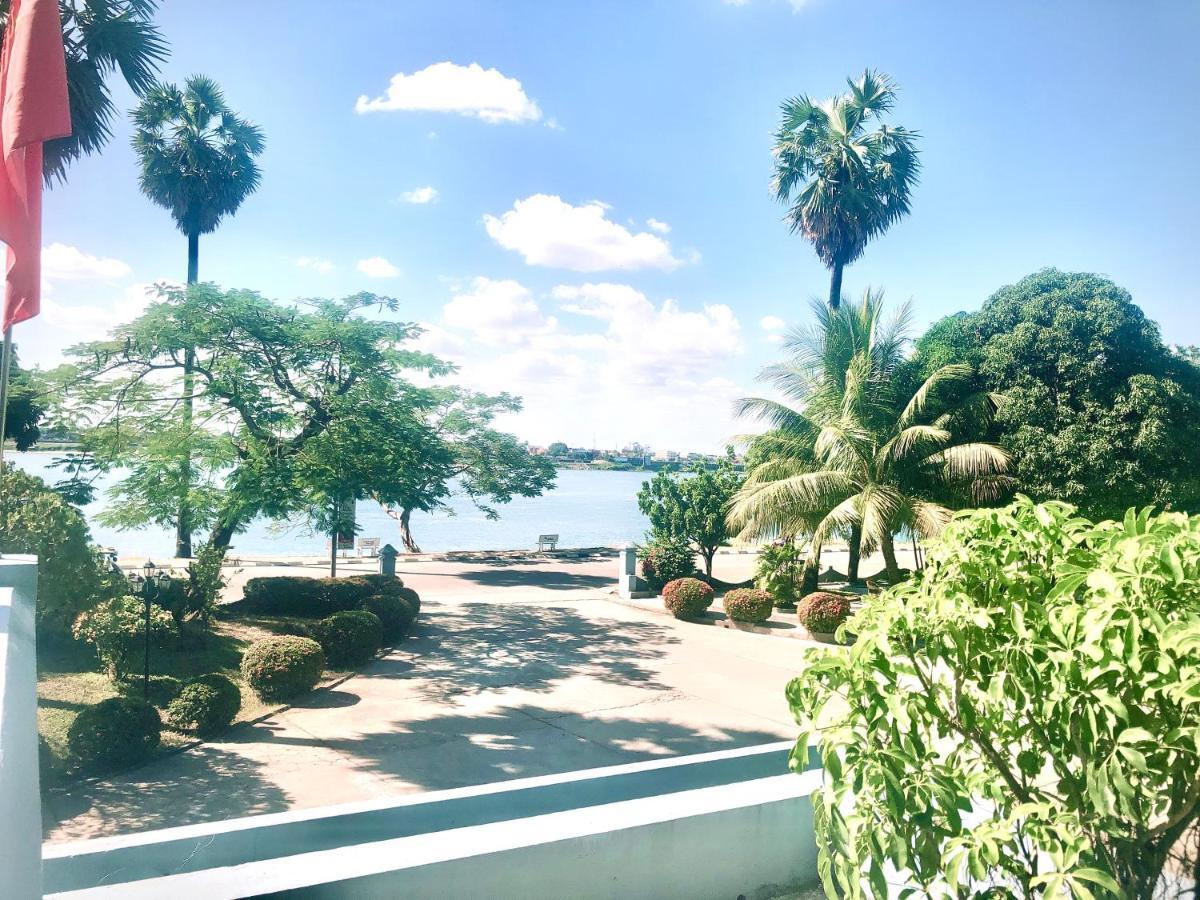 Mekong Hotel Thakhek Ngoại thất bức ảnh
